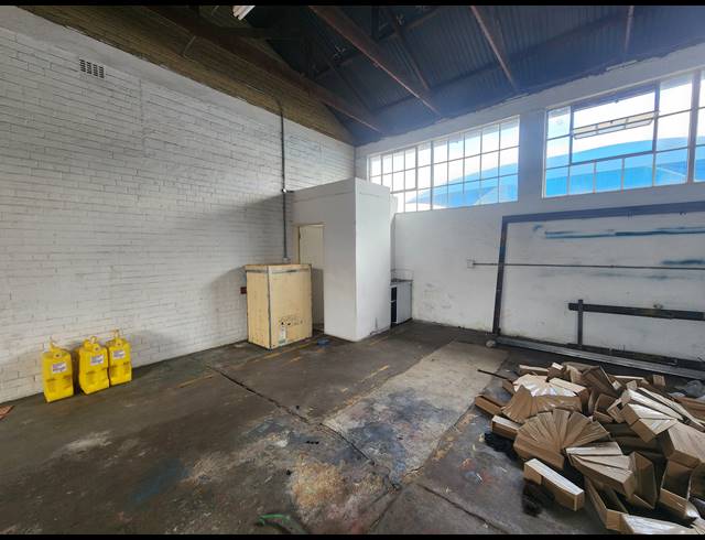 95M² WAREHOUSE TO LET IN WADEVILLE